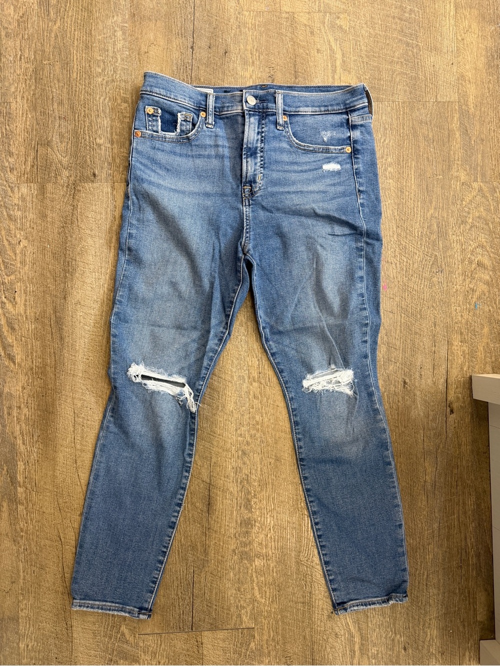 GAP Medium Blue Distressed High-Rise Skinny Jeans - short